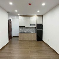 Cho Thuê Căn Chung Cư 2 Ngủ 1 Khách Full Đồ, Có Ban Công Cửa Sổ Thoáng, Đỗ Ô Tô Miễn Phí Ngày Đêm