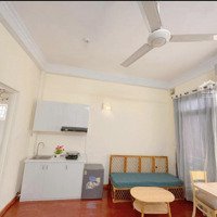 Cho Thuê Căn Hộ Studio Đủ Đồ Tại Ngõ 99 Âu Cơ- Tây Hồ ( Giá Bán 4,5 Triệu)