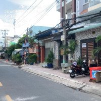 Nhà Phố Mặt Tiền Diện Tích 100M2