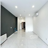 Cho Thuê Văn Phòng Làm Việc Officetel Giá Rẻ 9 Triệu The Sun Avenue - Có Ban Công Mát Mẻ 35M2