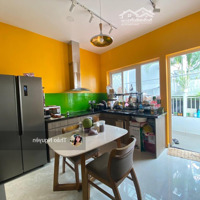 Chính Chủ Cho Thuê Ngay Nhà Phố 75M2 Vali Vào Ở Đẹp Thoáng 0979940549 Xem Nhà