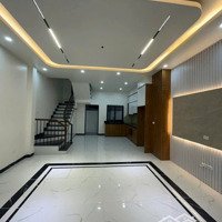 Bán Nhà 34M2 Giá Bán 3Tỷ 980 Triệu Nhà 5 Tầng Cạnh Chợ , Các Trường Học , Đại Nam , Ubnd , Ô Tô Cạnh Nhà