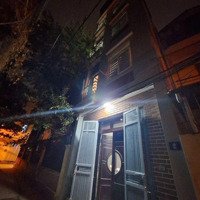 Nam Từ Liêm Nhà Đẹp, Gần Phố, Ô Tô Đỗ Cửa - Giá Nhỉ 6 Tỷ