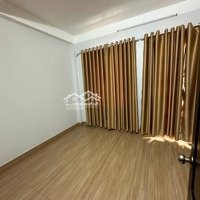 Lê Văn Hiến- Học Viện Tài Chính, Nhà Dân Xây , Ô Tô 7 Chỗ Đỗ Cửa, 6 Tầng 8 Ngủ, Ở Kết Hợp Cho Thuê