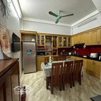 Lê Văn Hiến- Học Viện Tài Chính, Nhà Dân Xây , Ô Tô 7 Chỗ Đỗ Cửa, 6 Tầng 8 Ngủ, Ở Kết Hợp Cho Thuê