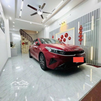 Bán Nhà Nguyễn Văn Cừ 42M2* 5 Tầng* 10.68 Tỷ, Có Gara Ô Tô, Full Nội Thất