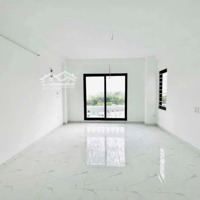 Bán Nhà Tại Đông Thiên Hoàng Mai
Nhà 30M2 Vuông Vắn