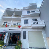 Chỉ 1 Còn Căn Duy Nhất Giá Bán 3,3 Tỷ. Nhà (Hoàn Công) 1 Triệuệt 2Lầu Kdc Hoàng Minh Chánh Ngay Chợ Hoá An