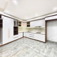 Căn Góc 3 Mặt Hẻm - Hẻm Xe Hơi Đỗ Cổng- Nhà Đúc 5 Tầng Btct - Ngang Lớn 5.2M - Nở Hậu - Nhỉnh 7 Tỷ