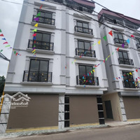 Bán Nhà Riêng Tại Đông La, 30 M2X 5 Tầng. Đường Chính Rộng 10M. Giá Bán 3.7 Tỷ Có Thương Lượng