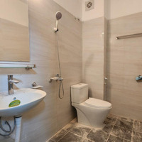 Bán Nhà Riêng Tại Đông La, 30 M2X 5 Tầng. Đường Chính Rộng 10M. Giá Bán 3.7 Tỷ Có Thương Lượng