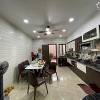 Siêu Phẩm Hiếm Có.Nhà 140mx 3 tầng độc lập đường Trung Hành Lê Hồng Phong.Giá Rẻ