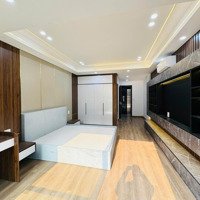 Bán Nhà Nguyễn Văn Cừ,45M2,6 Tầng, Ô Tô, Thang Máy,Full Nội Thất Sịn Sò,Chỉ 12.7 Tỷ