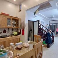 Bán nhà Tô Hiệu giá 8.95 tỷ, diện tích 45m2, 3 tầng, mặt tiền 5m