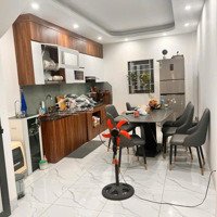 Bán Nhà Ngọc Trục-Đại Mỗ-40M-Nhà Dân Xây-Ngõ Nông-Ô Tô Qua Cổng-Tiện Ích Ngập Tràn-6.X Tỷ