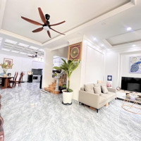 Biện Thự Sân Vườn, Full Nội Thất, Vị Trí Trung Tâm, Gần Bigc Long Biên, Giao Thông Thuận Tiện