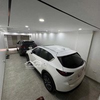 Cắt Lỗ 1 Tỷ -Cần Bán Gấp Nhà Nguyễn Văn Cừ Thu Hồi Vốn - Thang Máy- Full Nội Thất- Giá Nào Cũng Bán