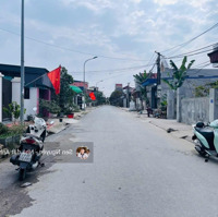 Đón Sóng Vinhomes - Lô Đất Mặt Đường Nhựa Ngay Cổng Dự Án