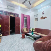Bán Nhà Bồ Đề Long Biên 43M2 5 Tầng, Dân Xây Chắc Chắn. Hơn 9 Tỷ 0973206689