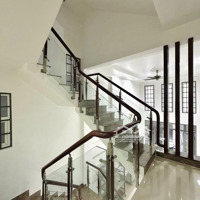 Cách 1 Căn Ra Mặt Tiền - Hẻm Xe Hơi - Nhà Đẹp Vào Ở Ngay - 5 Tầng Btct
