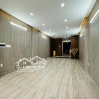 Giá Bán 5 Tỷ 600. Cuối Năm Ngộp Tiền Bán Nhà Nguyễn Văn Nguyễn, Q1. Hxh. Tiện Ích Xung Quanh