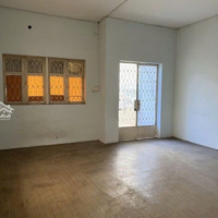 Nhà Mới Rộng Rãi -Diện Tích5.5 X 20M, 1 Trệt 1 Lầu, Sân Rộng - Mặt Tiền Đường Đồng Nai P2 Tân Bình