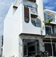 Nhà Trệt 2 Lầu Mới Đẹp Full Nội Thất Tại Kdc Hồng Loan, 5,5 -6 Tỷ/Căn, 80 M2, 3 Phòng Ngủ 4Wc