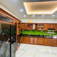 Biệt Thự Ngang Gần 7M P. Tân Sơn Nhì - Chủ Xây Tâm Huyết Btct Kiên Cố