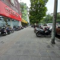 Cho Thuê Tòa Nhà Nguyễn Văn Huyêndiện Tích130M, 4 Tầng, Mt5.5M, Thang Máy, Thông Sàn, Kinh Doanh