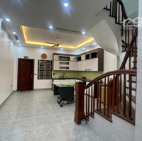Chú Bộ Đội Cho Thuê Nhà Bồ Đề Kinh Doanh