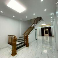 BÁN NHÀ ĐẸP HỒNG HÀ-BA ĐÌNH,RỘNG RÃI THOẢI MÃI DT 60M 4 TẦNG MT 4.5M GIÁ CHỈ 8.4 TỶ