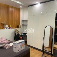 Định Cư Mỹ Cần Bán Nhanh Nhà Tân Cảng,Bình Thạnh. Giá Bán 2,69Tỷ/64M2-3Lầu.sổ Sạch.đang Cho Thuê 15 Triệu/Th