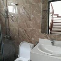 Tòa nhà văn phòng, thang máy hộ gia đình khép kín Xuân Đỉnh 80m2x6T giá từ 6 - 8 tr