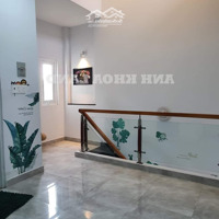 Bán Biệt Thự Sân Vườn Mini Ngay Chợ Thủ Đức Hồ Văn Tư, P. Trường Thọ Nội Thất Xịn Xò 180M2