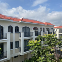 6,2 Tỷ Sở Hữu Ngay Căn Nhà Phố Hướng Nam Mát Mẻ Tại Senturia Nam Sài Gòn. Liên Hệ: 0975734123
