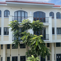 6,2 Tỷ Sở Hữu Ngay Căn Nhà Phố Hướng Nam Mát Mẻ Tại Senturia Nam Sài Gòn. Liên Hệ: 0975734123