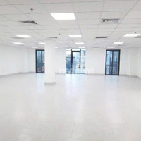 Cho Thuê Showroom Mặt Phố Huế,Diện Tích250M2, Vị Trí Đắc Địa - Giá 160 Triệu/Tháng