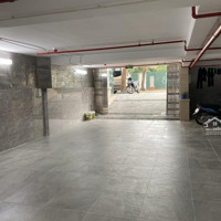 Bán Tòa Văn Phòng Mặt Phố Dịch Vọng Hậu. Diện Tích 150 M2,Mặt Tiền8.5M. Vị Trí Đắc Địa. Giá Bán 128 Tỷ