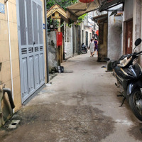 Chính Chủ Bán Đất Yên Ngưu Tam Hiệp Thanh Trì. Diện Tích: 52M, Mt3.5M, Gần Trường Họ, Sổ Cc, Giá Bán 5.2 Tỷ.
