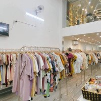 Siêu Phẩm Cho Thuê Nhà Phố Hàng Bè.diện Tích 59M2, Mặt Tiền 4,5M Giá 65 Triệu/Th Nhận Diện Cực Đẹp