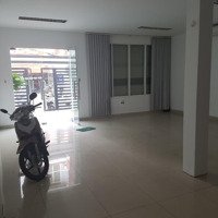 Cho Thuê Nhà Khu Sân Bay Đường Yên Thế,Diện Tích4,5X22M, Trệt 3 Lầu Có Sẵn 5 Phòng Lớn!