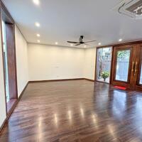 Cho Thuê Biệt Thự Có Bể Bơi Trong Ngõ Phố Âu Cơ Tây Hồ Hà Nội.
