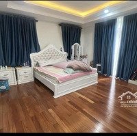 Bán Căn Biệt Thự Đơn Lập Diện Tích Khủng Khu Cityland Garden Hill, Nhà Full Nội Thất Có Thang Máy Ạ