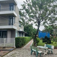 Bán Căn Góc Công Viên Full Nội Thất