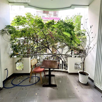 Bán Rẻ Nhà Quận Phú Nhuận , Đường Huỳnh Văn Bánh. Nhà 3 Tầng , 4X18M. Giá Bán 12,4 Tỷ Thương Lượng