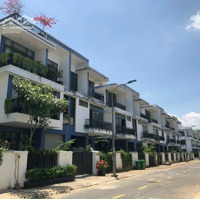 Bán Bt Tại Khu Đô Thị Mới Đông Tăng Long, 10,4 Tỷ, 160M2, 5 Phòng Ngủ 4 Vệ Sinhcó Thang Máy, Sổ Hồng Cầm Tay.