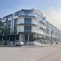 Tôi Cho Thuê Văn Phòng Nhà Mới Nhận Bàn Giao Giá Chỉ 8 - 10 Triệu/Tháng. Liên Hệ: 0868318233