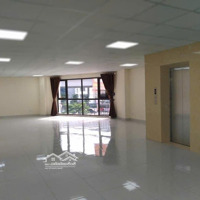 Siêu Phẩm Toà Văn Phòng 7 Tầng, Mặt Phố Phạm Văn Đồng Từ Liêm,Diện Tích111/141M2 Kd 75 Triệu/Tháng
