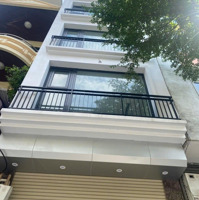 Cho Thuê Nhà Mặt Phố Khâm Thiên,Diện Tích60M2X6 Tầng,Mặt Tiền4.1M, Giá 50 Triệu/Th, Liên Hệ: 0968896456