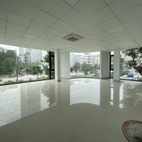 Cho Thuê Sàn Văn Phòng, Căn Góc View Siêu Đẹp Tại Vạn Phúc, Hà Đông.diện Tích70M2. Mặt Tiền Căn Góc 20M